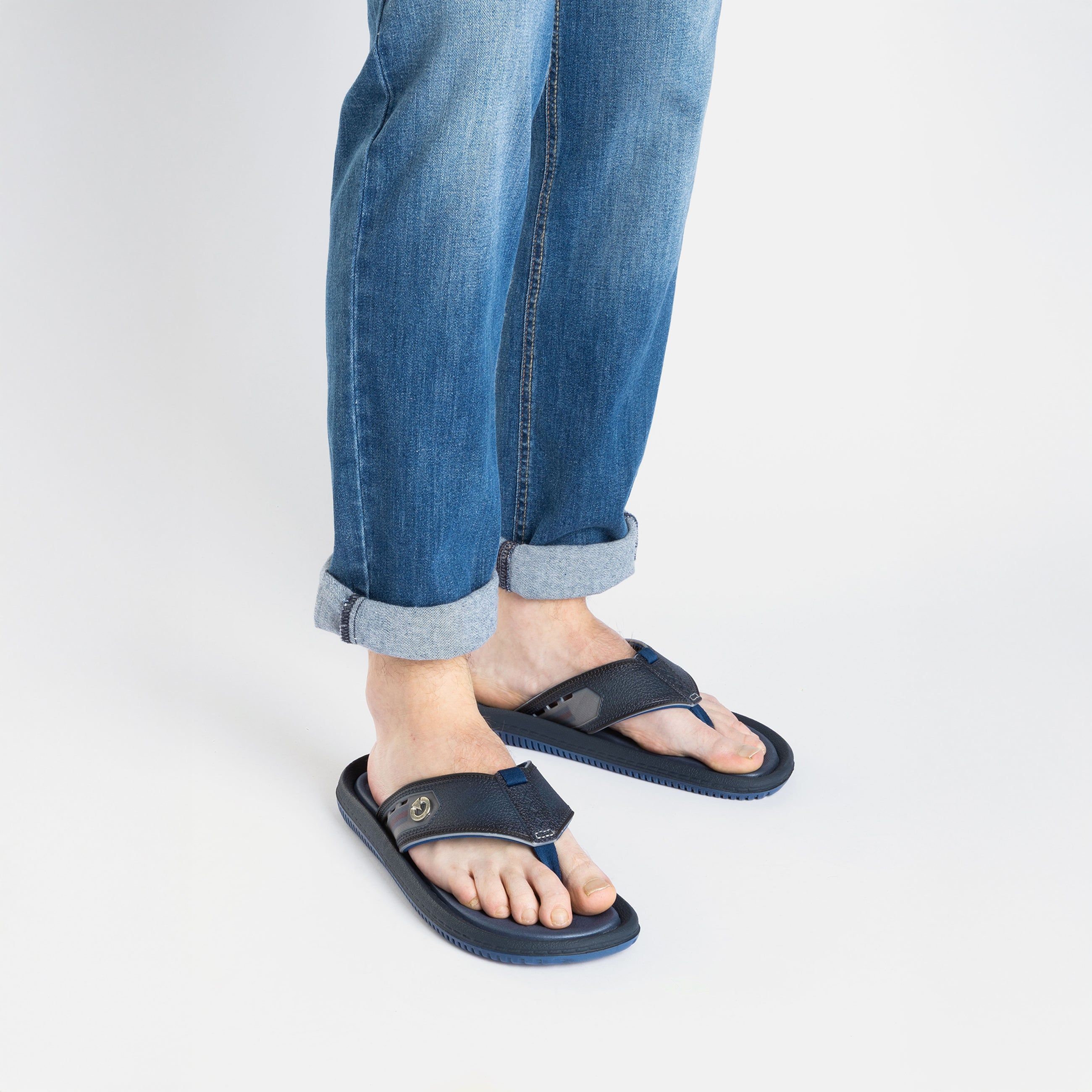 CARTAGO FIJI V THONG AD