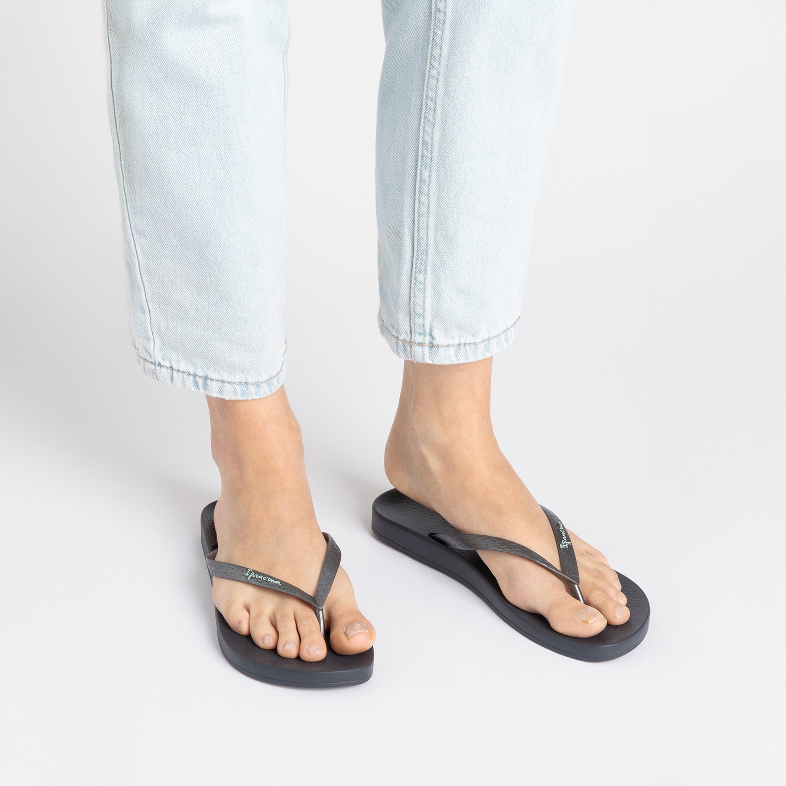 IPANEMA ANATOMICA TAN FEM