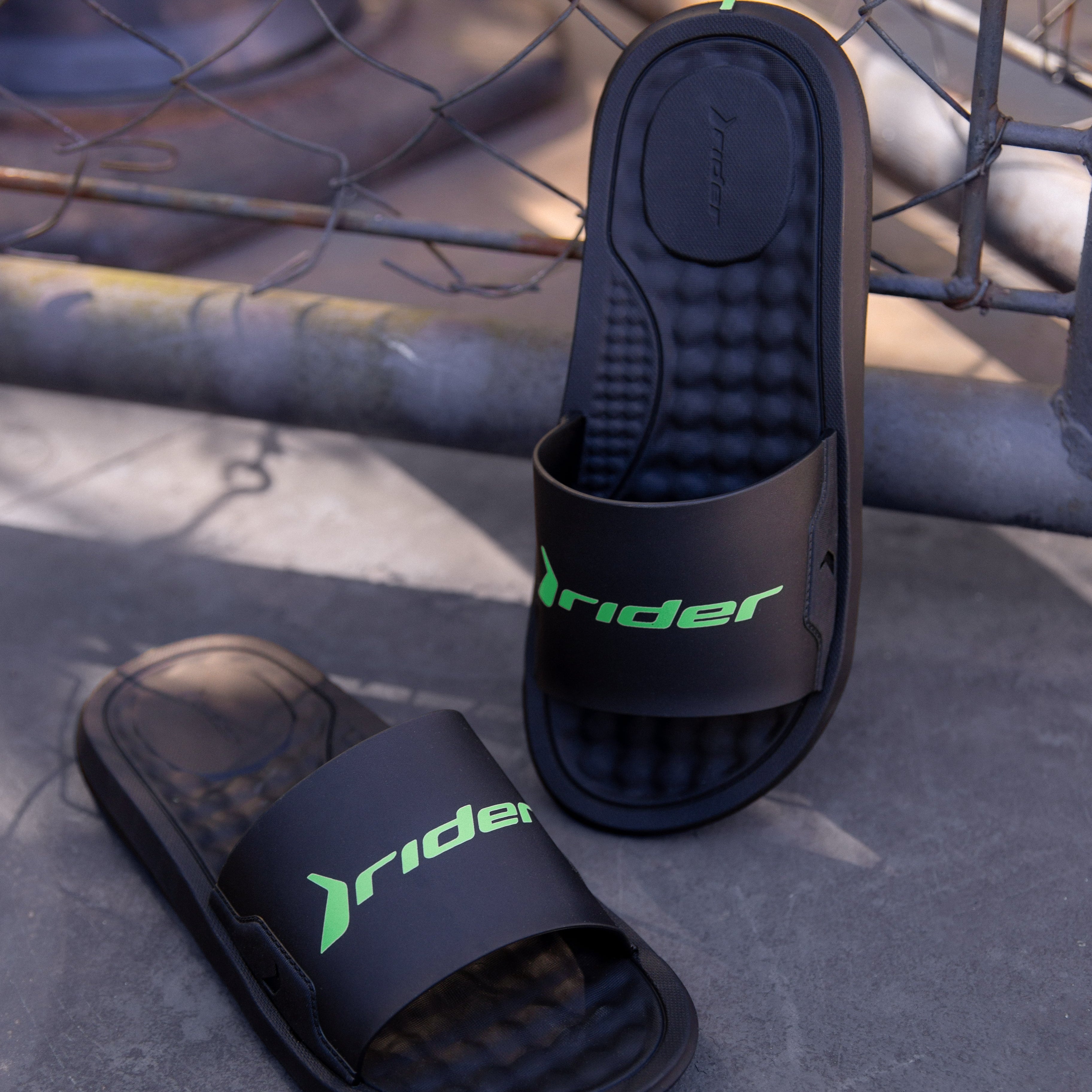 RIDER STEP SLIDE AD
