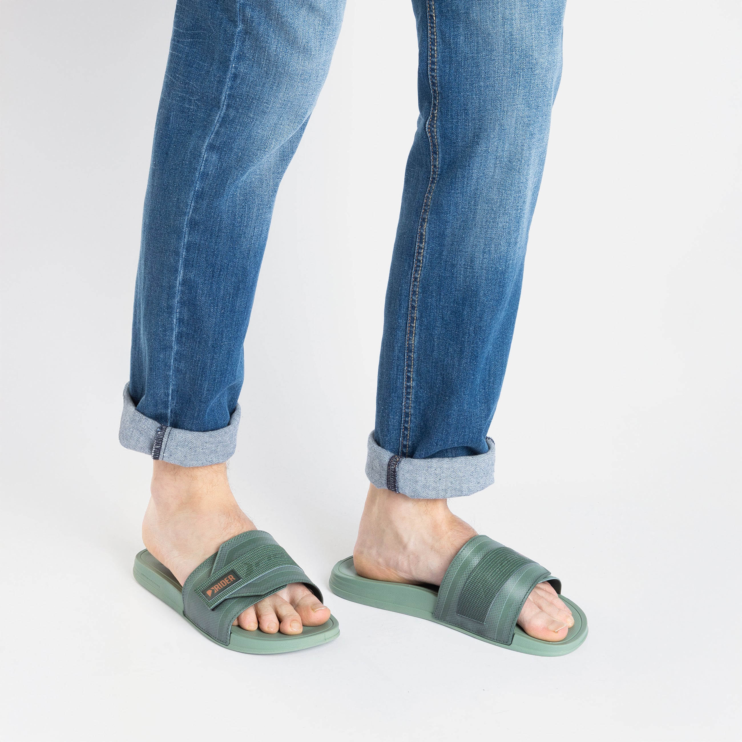 RIDER WALK SLIDE AD